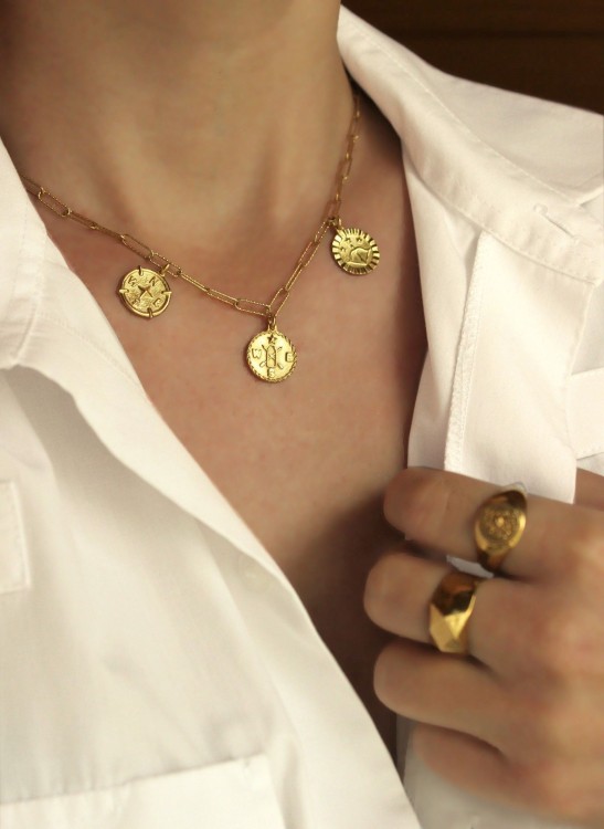 Naszyjnik z medalikami to najlepsza forma talizmanu. Monetki  na łańcuszku. Motywujący naszyjnik. medaliony. amulet talizman. Choker z medalionami.