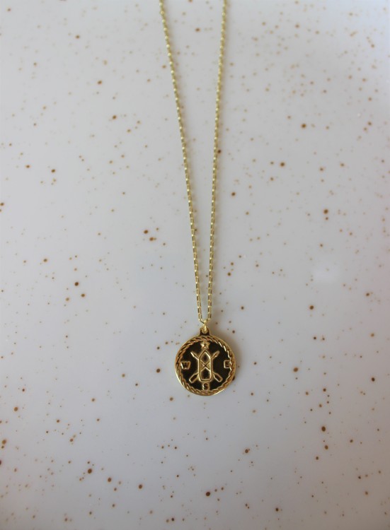 niezależność naszyjnik z medalionem. Biżuteria autorska. Naszyjnik moneta. Naszyjnik z moneta. Medaliony na łańcuszku. Naszyjnik talizman. Amulet. Talisman. Medalion z łódeczką, gwiazdą oraz kompasem. Medalion amulet niezależności. kompas