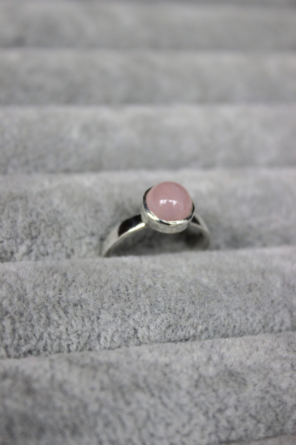 srebrny pierscionek z kwarcem 2.jpg