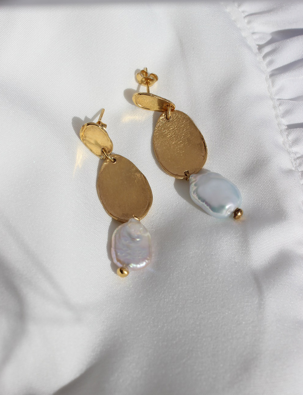 Kolczyki Synowej z perłą nieregularną "barokową"